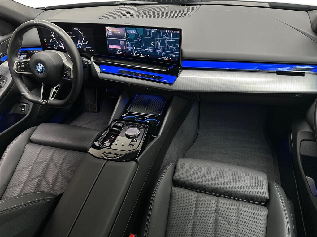 BMW i5 eDrive40 Touring EL M-Sport 340HK Stc Aut. - Image 11