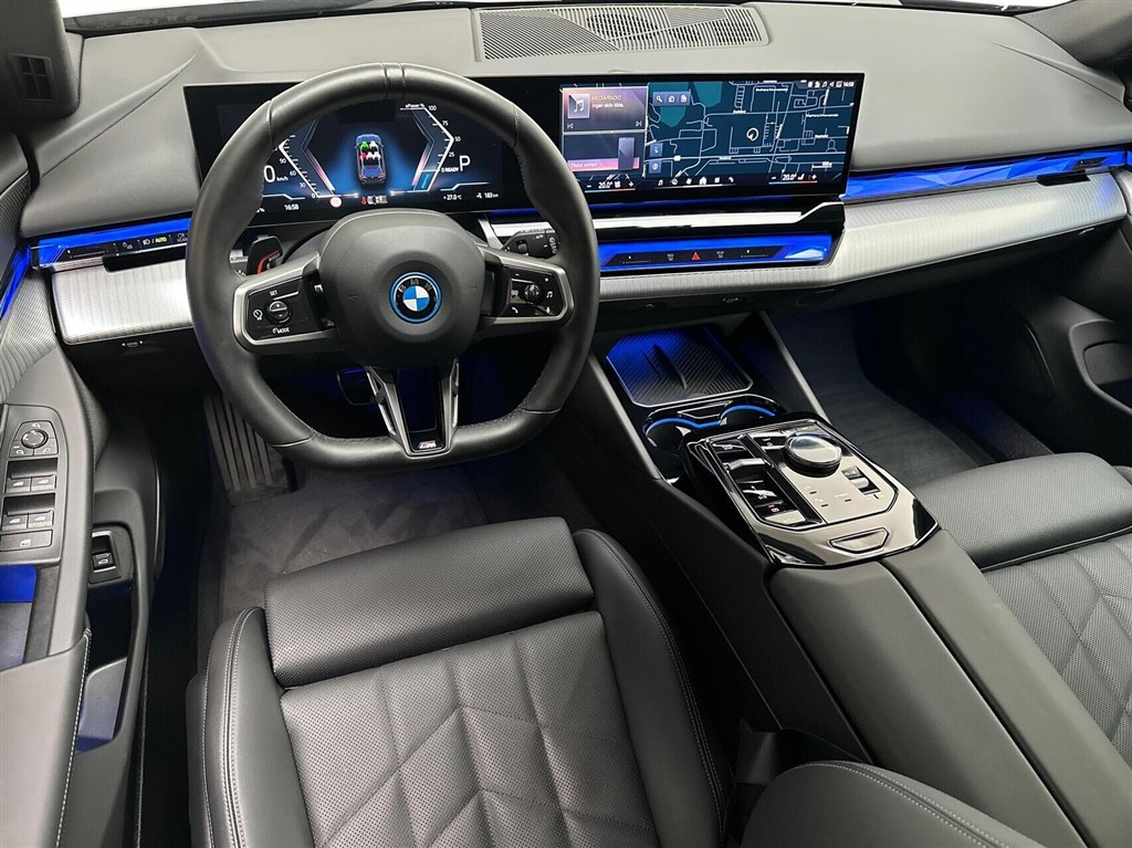 BMW i5 eDrive40 Touring EL M-Sport 340HK Stc Aut. - Image 4