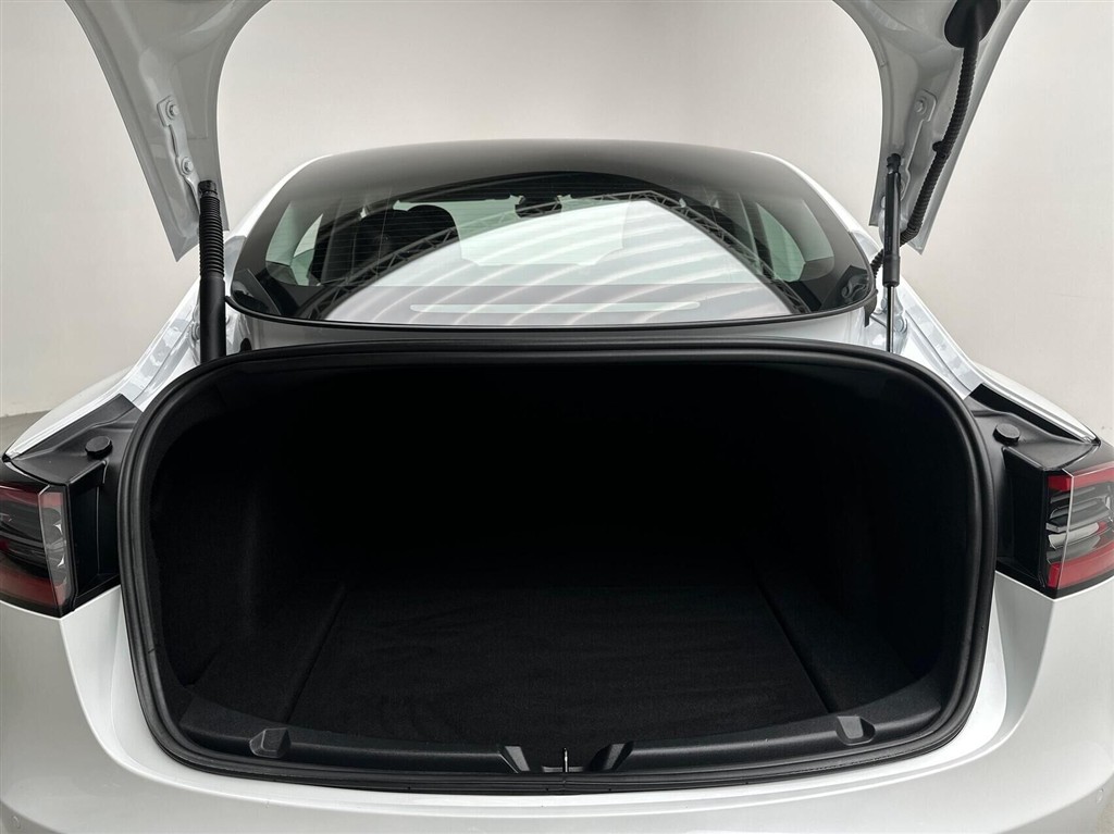 Tesla Model 3 EL Long Range AWD 498HK Aut. - Image 14