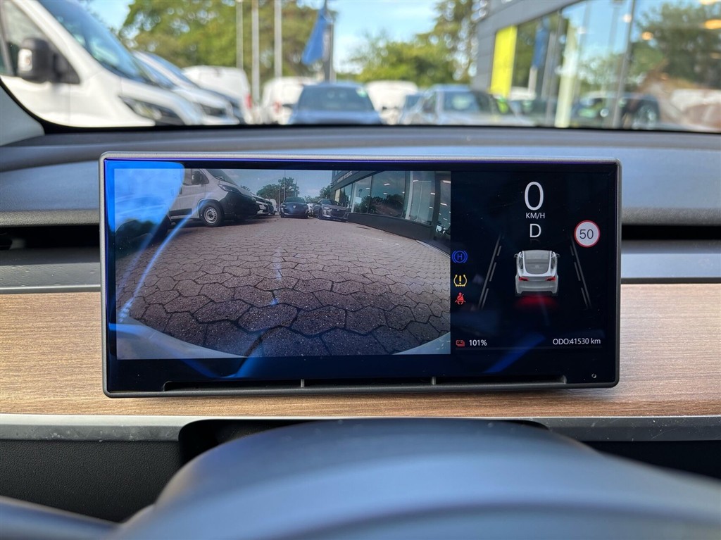 Tesla Model Y EL Long Range AWD 514HK 5d Aut. - Image 16