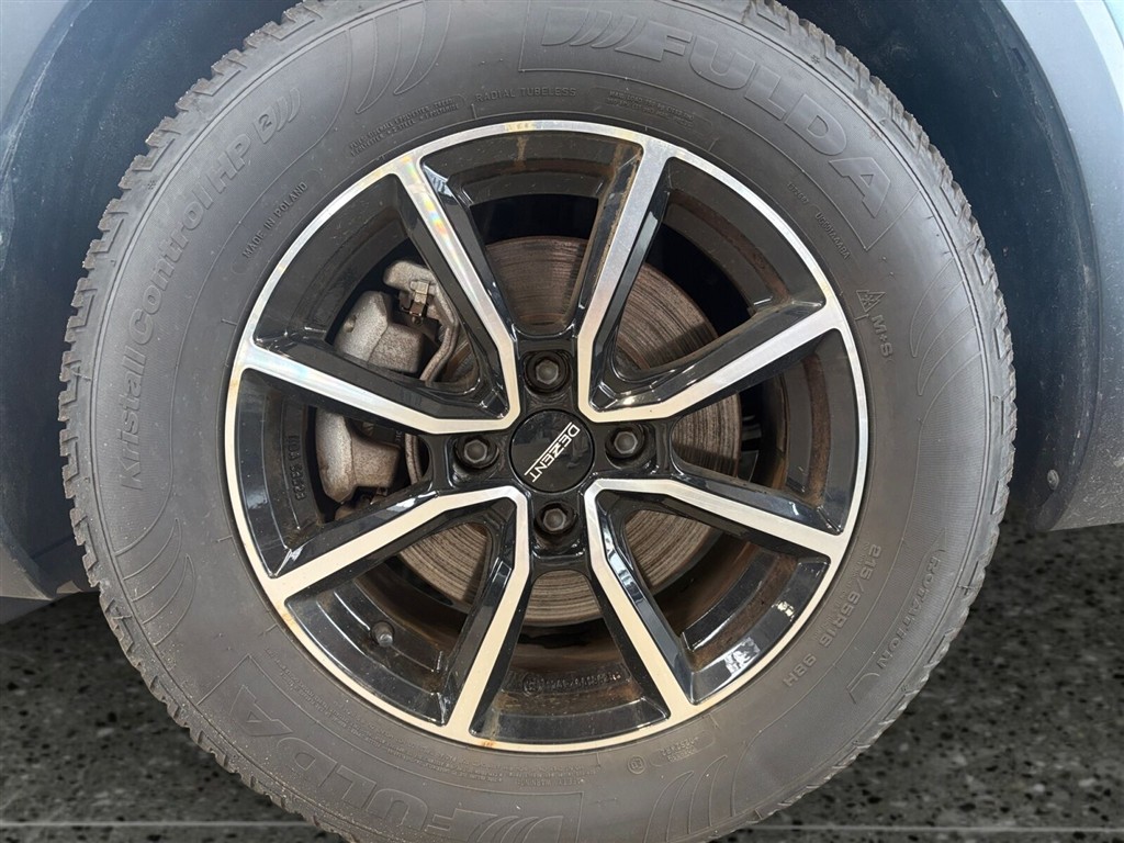Citroën e-C4 EL Shine Sport 136HK 5d Aut. - Image 4