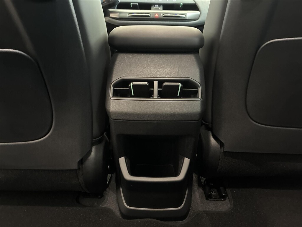 Kia EV4 EL Kia EV4 Fastback Business Plus Long Range | Advanced Pack - Image 14