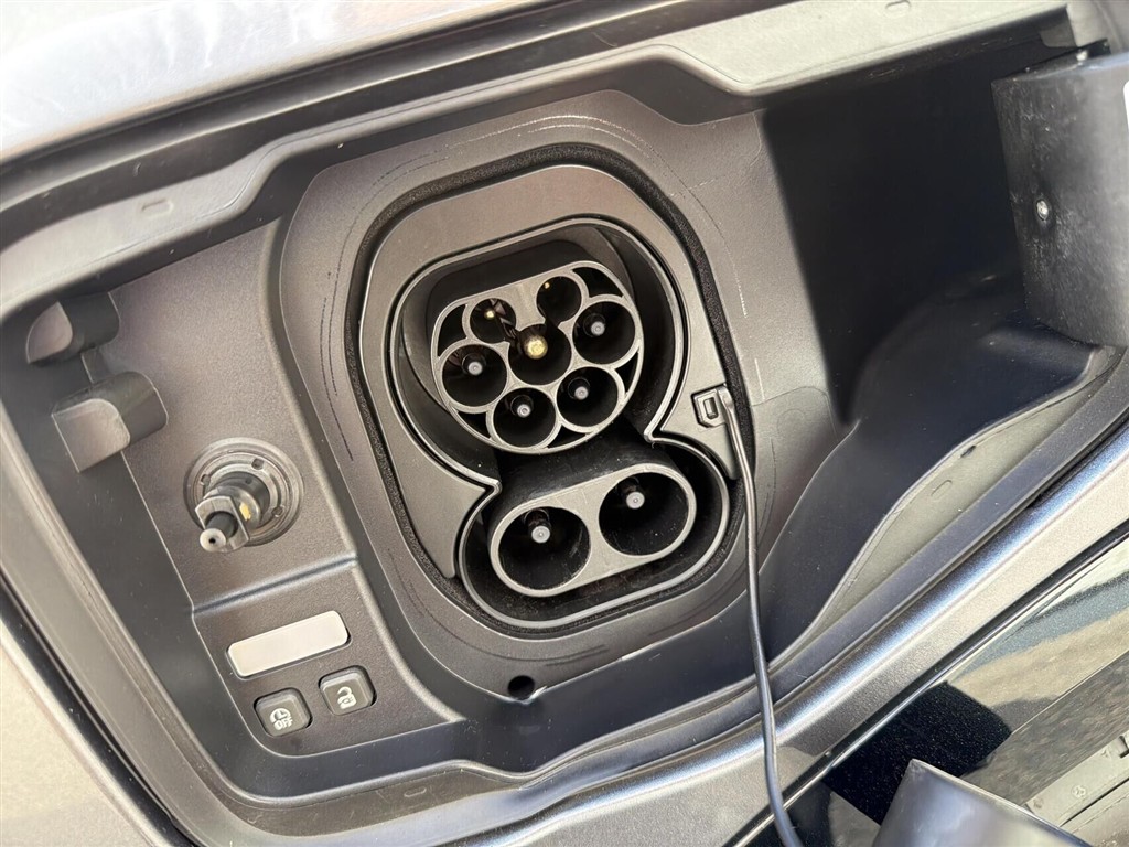 Renault Mégane E-TECH Techno 220HK 5d Aut. - Image 9