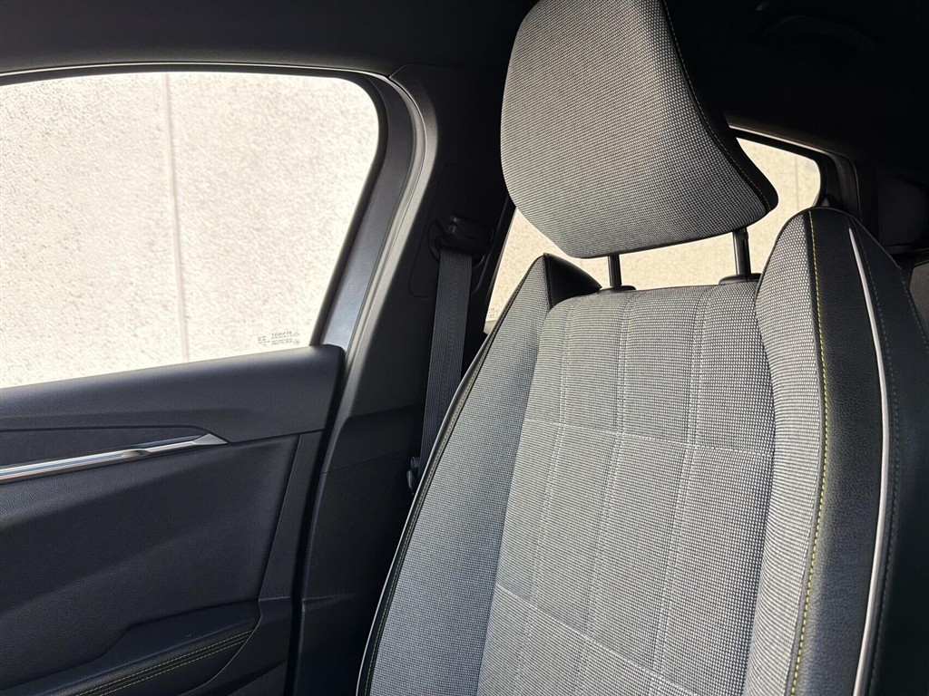 Renault Mégane E-TECH Techno 220HK 5d Aut. - Image 26
