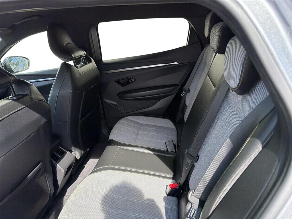 Renault Mégane E-TECH Techno 220HK 5d Aut. - Image 5