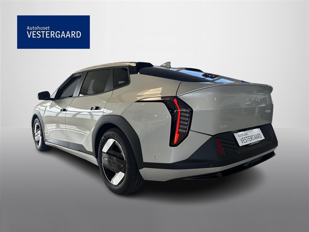 Kia EV4 Fastback Long Range Business Plus 204HK Aut. - Image 3