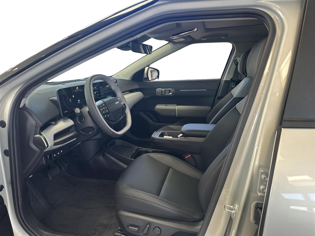 Kia EV4 Fastback Long Range Business Plus 204HK Aut. - Image 4
