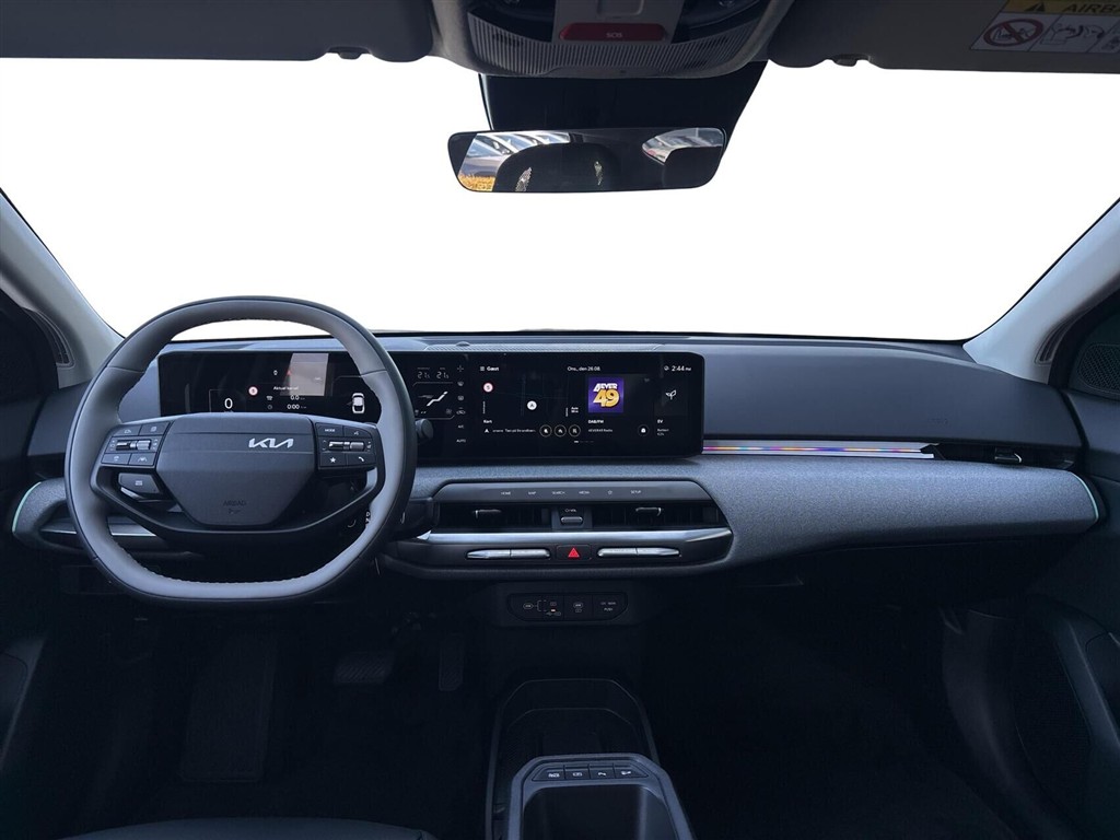 Kia EV4 Fastback Long Range Business Plus 204HK Aut. - Image 6