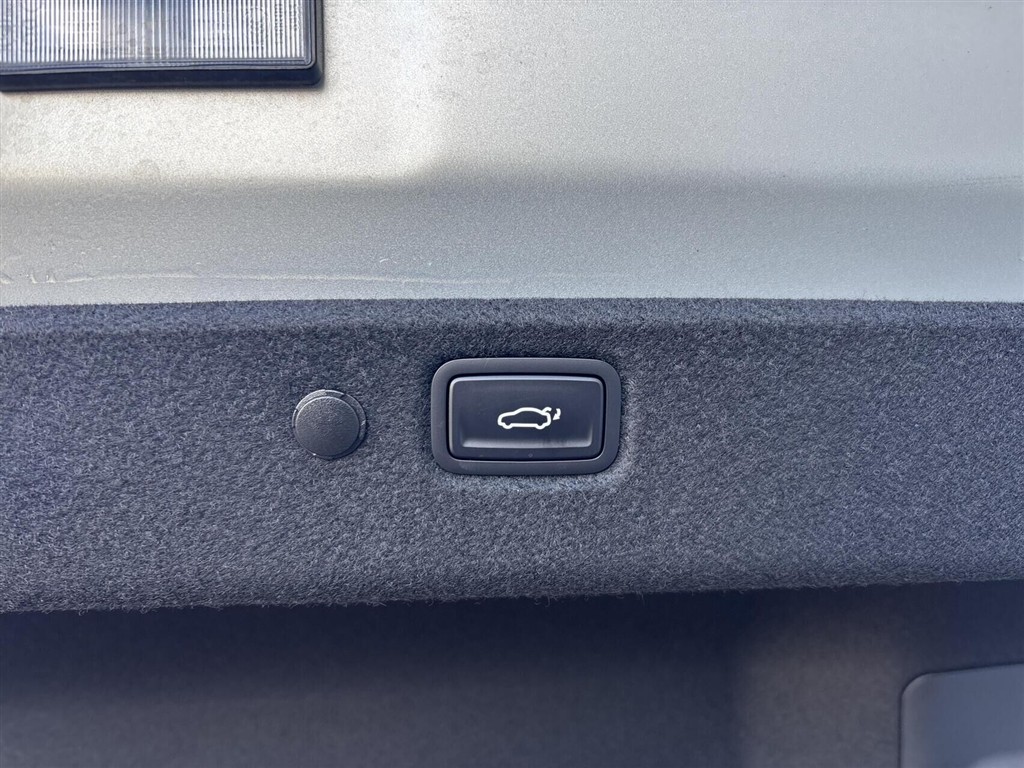 Kia EV4 Fastback Long Range Business Plus 204HK Aut. - Image 17