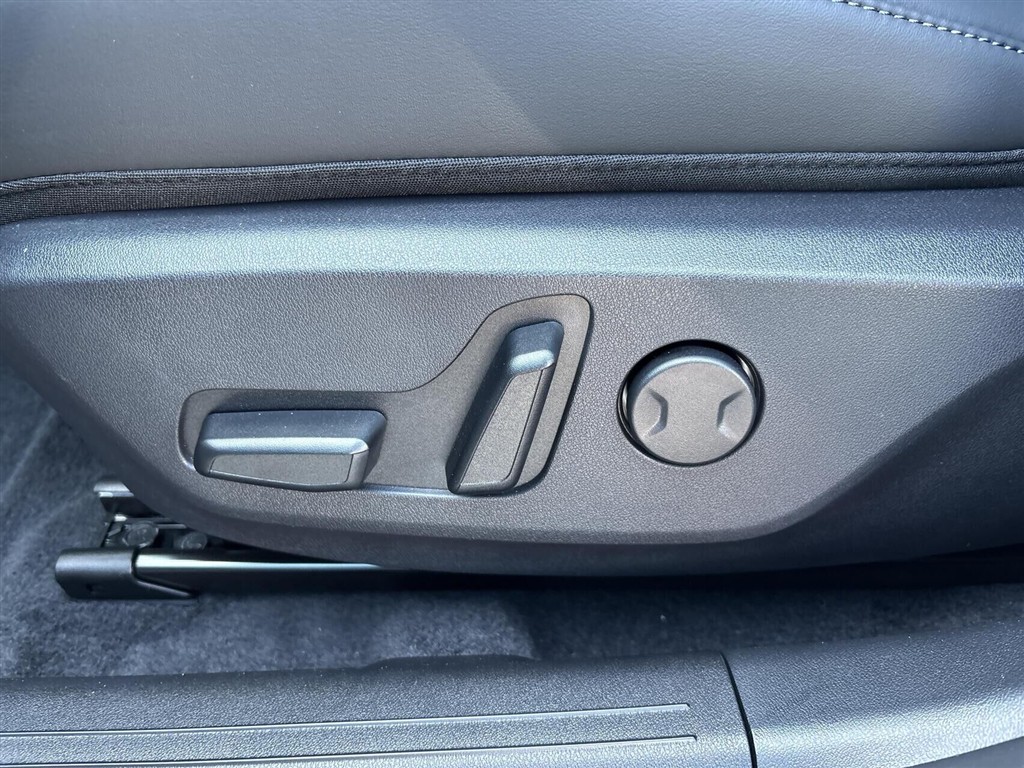 Kia EV4 Fastback Long Range Business Plus 204HK Aut. - Image 19