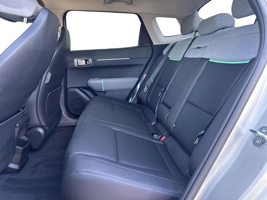 Kia EV4 Fastback Long Range Business Plus 204HK Aut. - Image 5