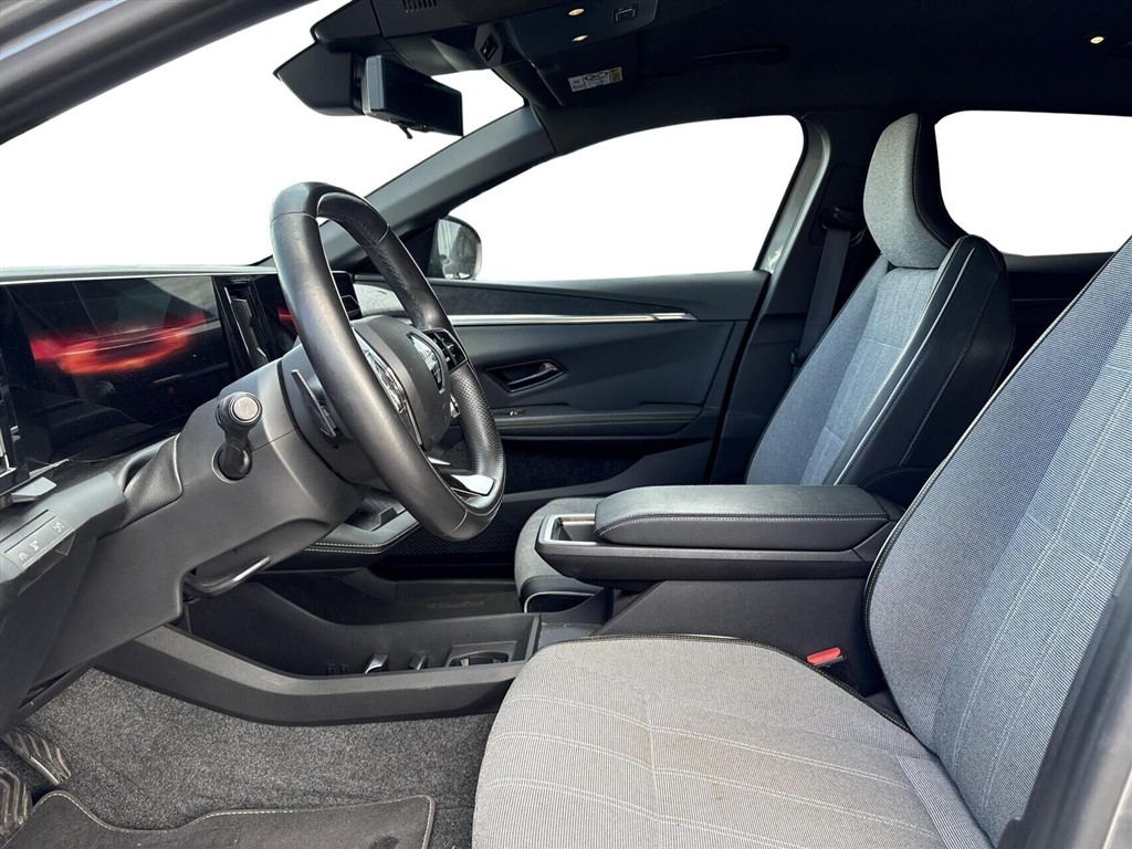 Renault Mégane E-TECH Techno 220HK 5d Aut. - Image 4
