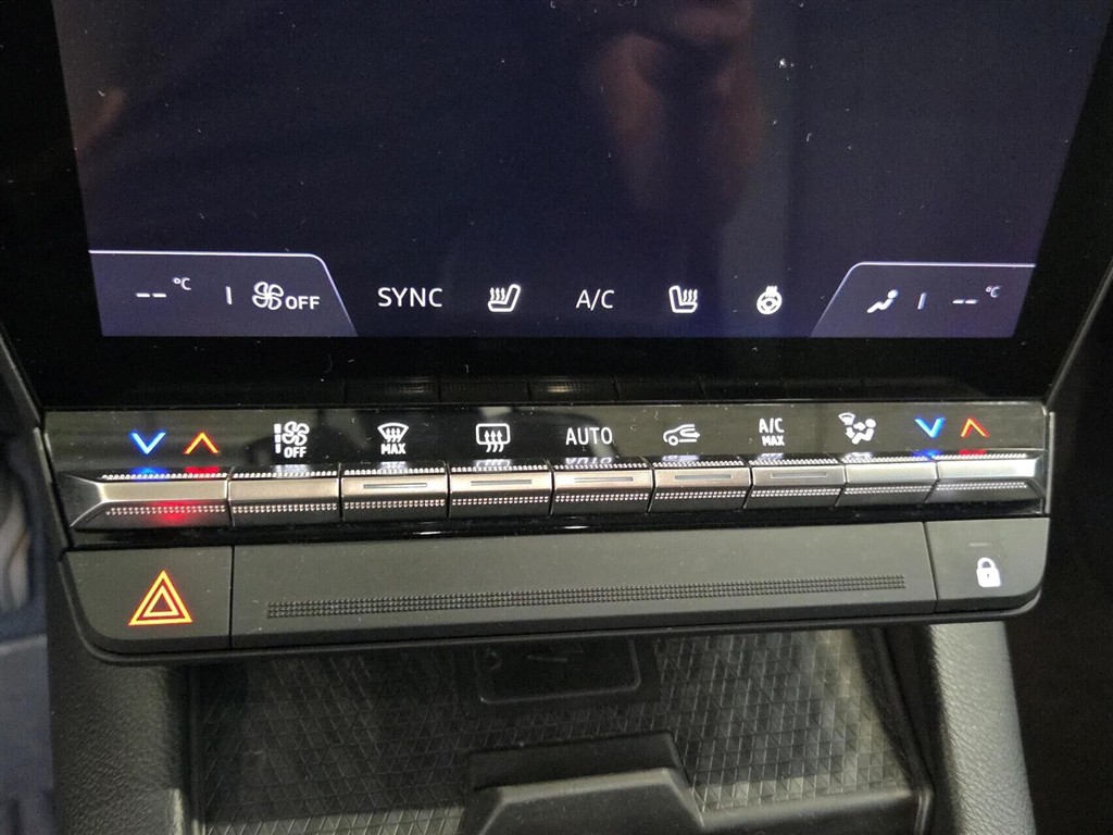 Renault Mégane E-TECH Techno 220HK 5d Aut. - Image 12