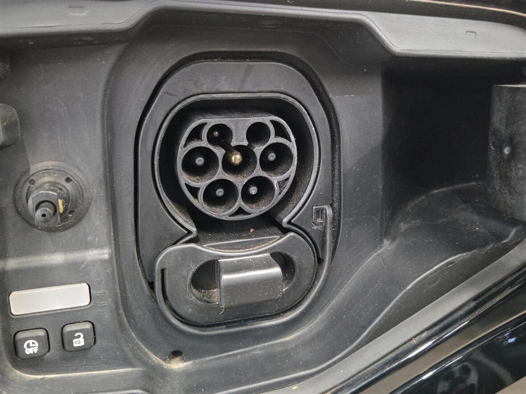Renault Mégane E-TECH Techno 220HK 5d Aut. - Image 17