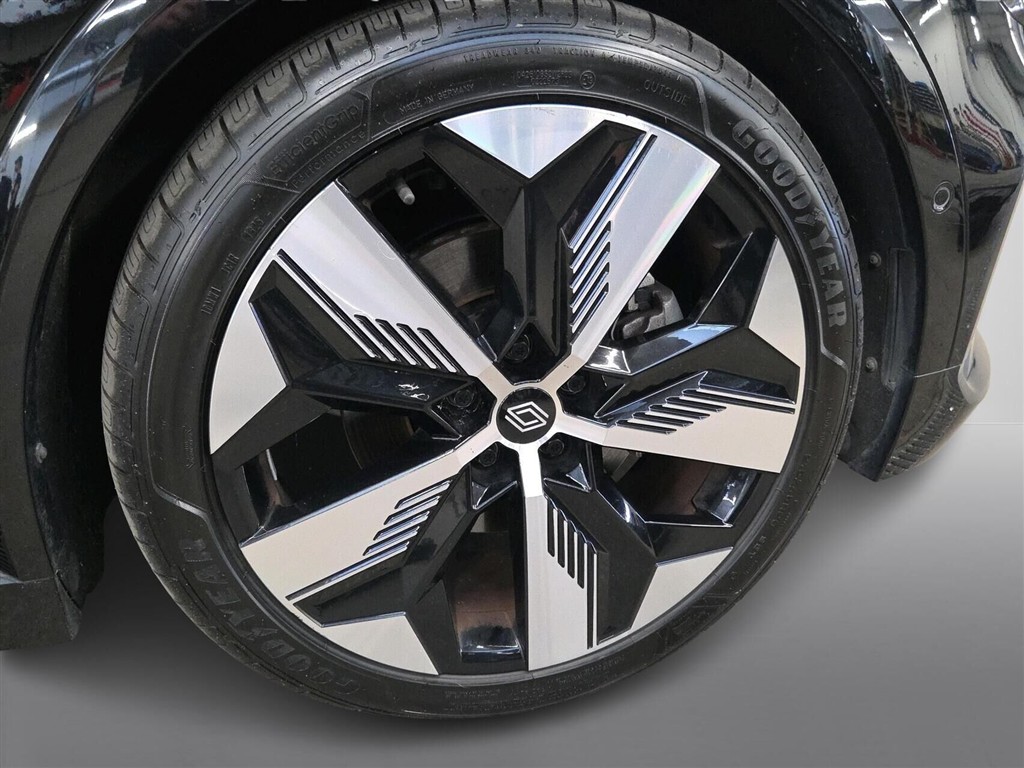 Renault Mégane E-TECH Techno 220HK 5d Aut. - Image 18