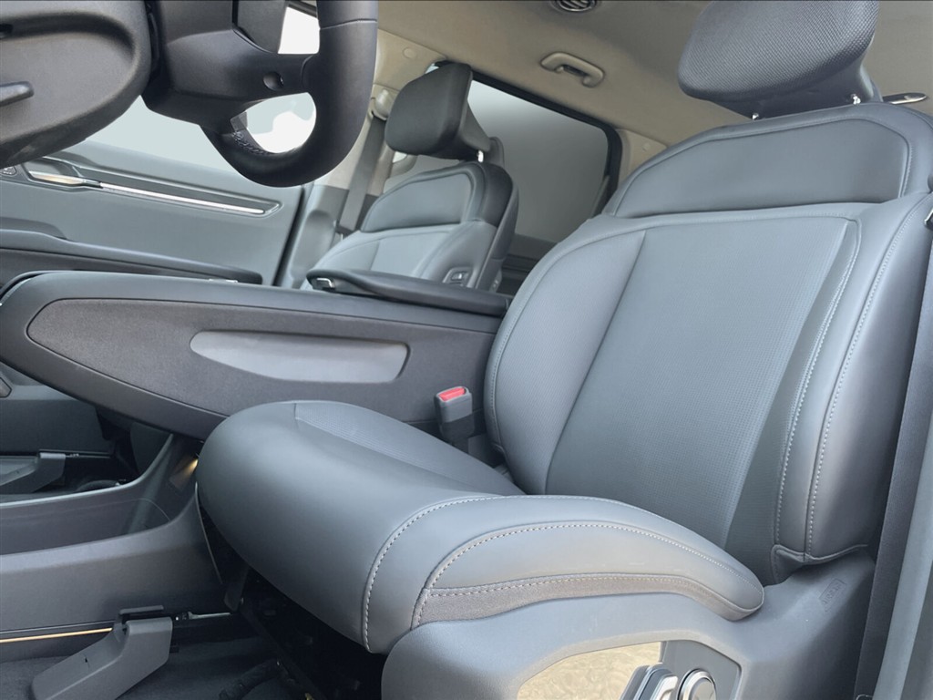 Kia EV9 76,1 kWh Standard Range RWD Upgrade MY26 218HK 5d Aut. - Image 9