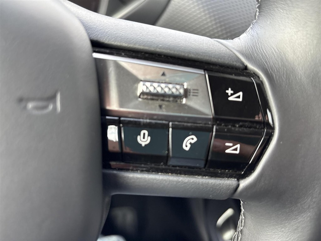 DS DS3 Crossback E-Tense Bastille 136HK 5d Aut. - Image 13