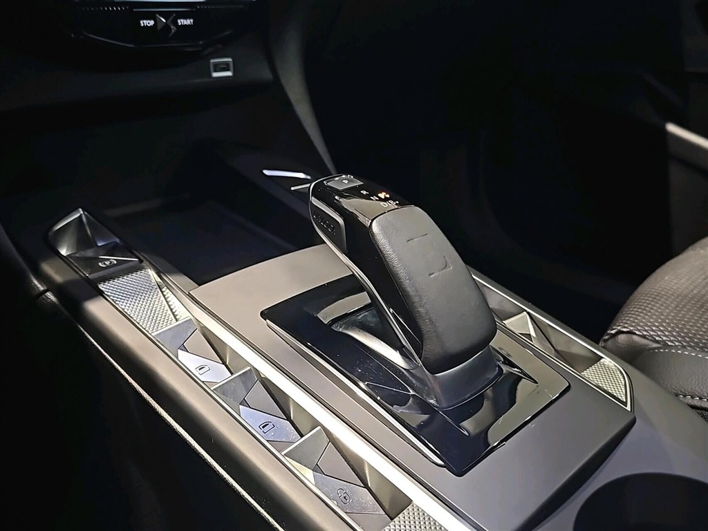 DS DS3 Crossback E-Tense Bastille 136HK 5d Aut. - Image 8
