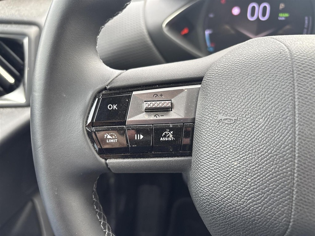 DS DS3 Crossback E-Tense Bastille 136HK 5d Aut. - Image 10