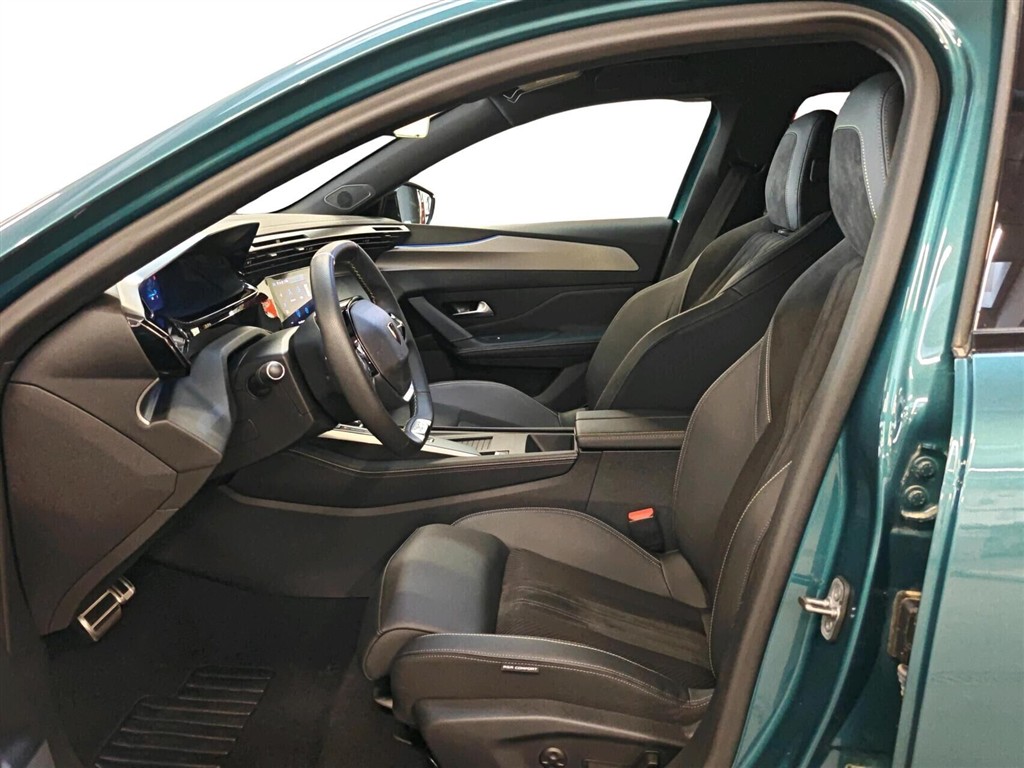 Peugeot e-308 SW EL GT 156HK Stc Aut. - Image 4