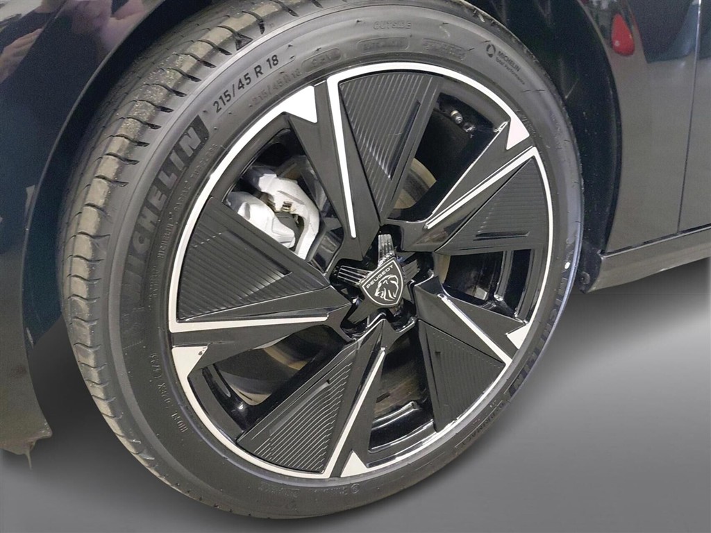 Peugeot e-308 SW EL Allure 156HK Stc Aut. - Image 16