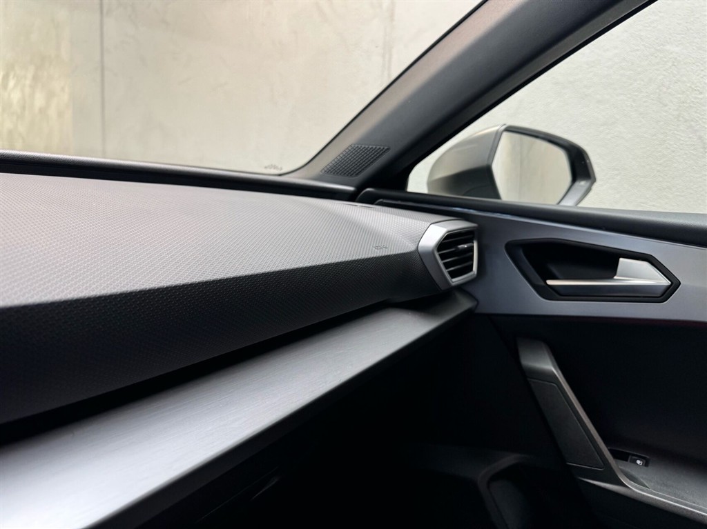 Seat Leon Sportstourer 1,5 e-TSI Mild hybrid FR DSG 150HK Stc 7g Aut. - Image 22