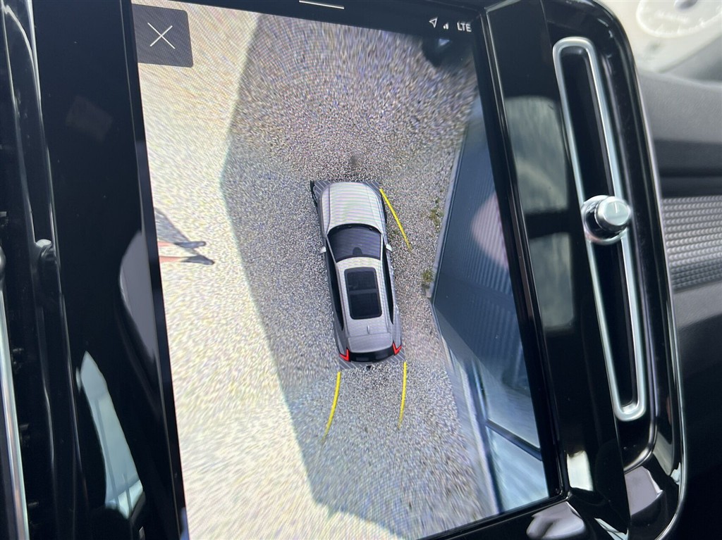Volvo XC40 P8 Recharge Twin Pro AWD 408HK 5d Aut. - Image 11