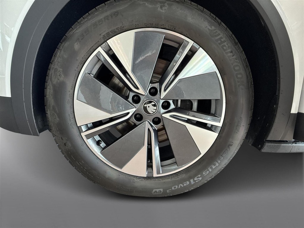 Skoda Elroq 60 EL 204HK 5d Aut. - Image 13