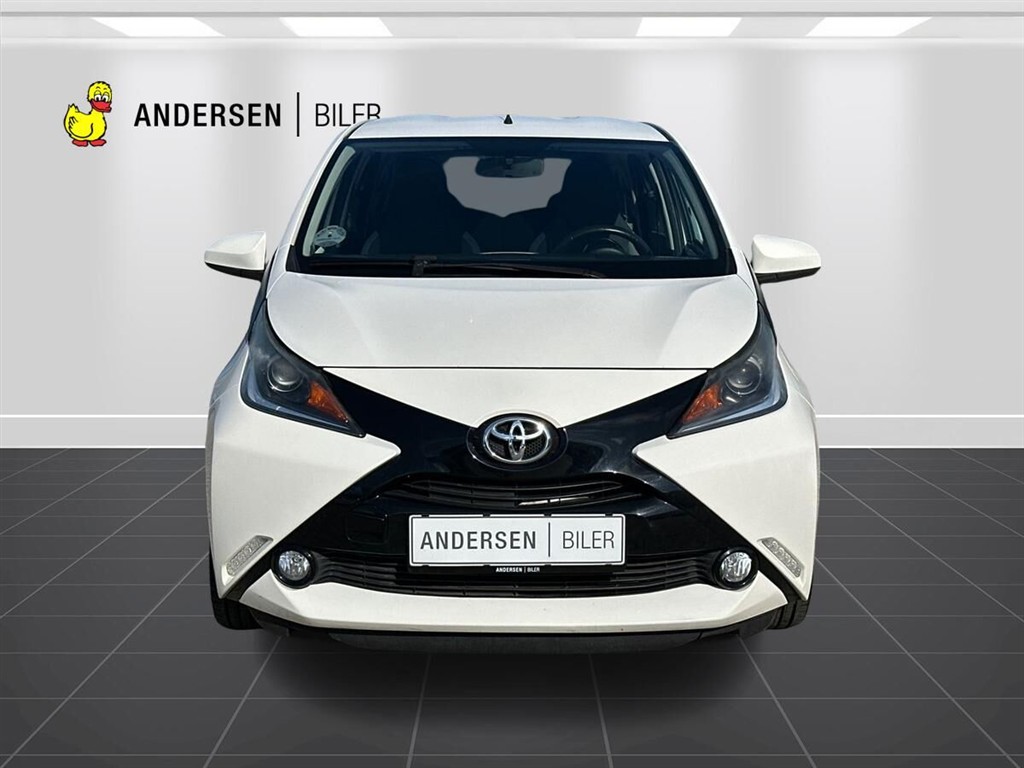 Toyota Aygo 1,0 VVT-I X-Play + Touch 68HK 5d - Image 5