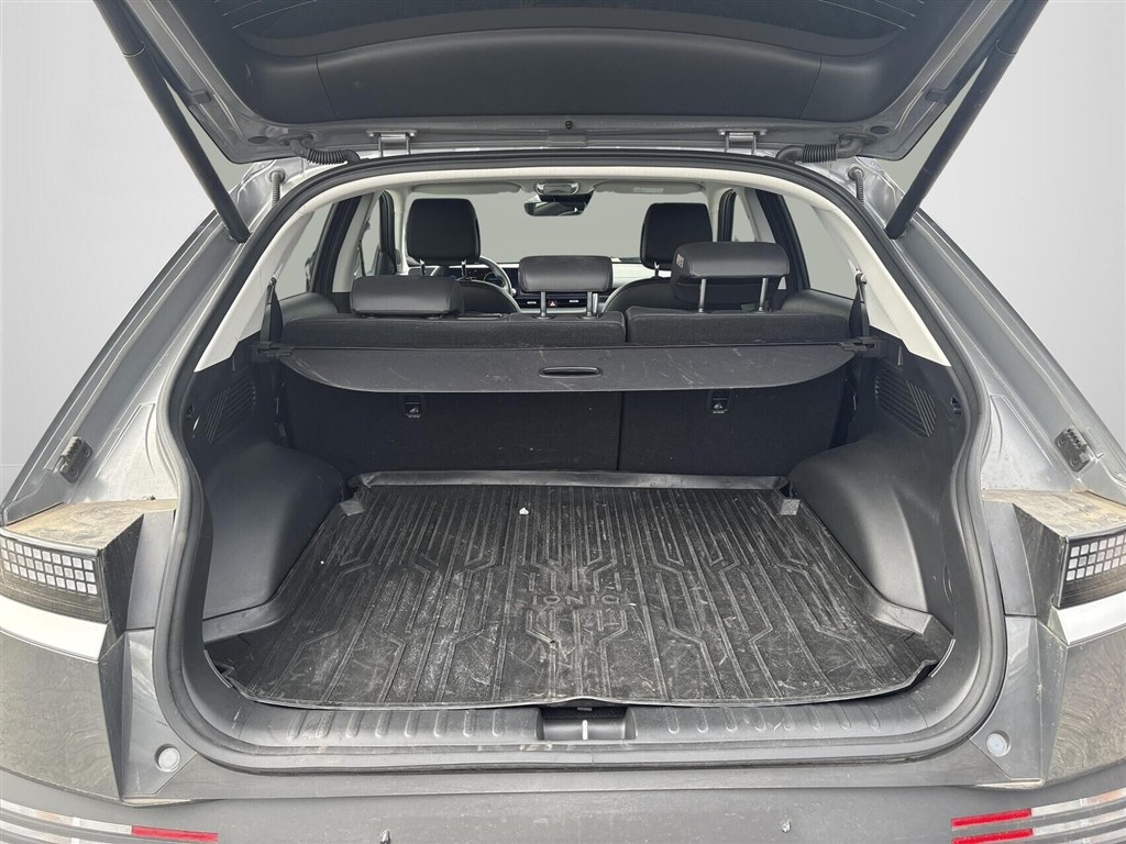 Hyundai Ioniq 5 Electric 84 kWh Core Plus 229HK 5d Aut. - Image 7