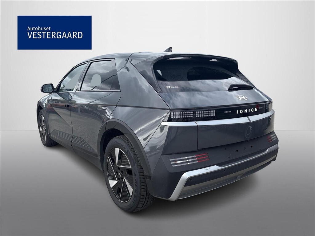 Hyundai Ioniq 5 Electric 84 kWh Core Plus 229HK 5d Aut. - Image 3