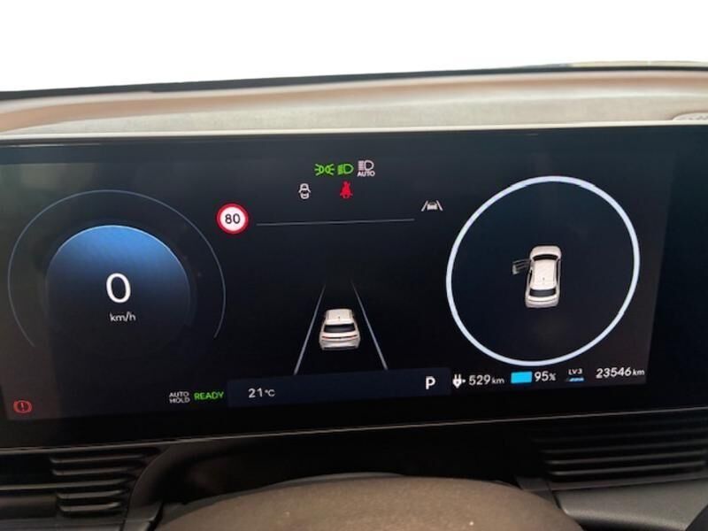 Hyundai Ioniq 5 Electric 84 kWh Core Plus 229HK 5d Aut. - Image 13