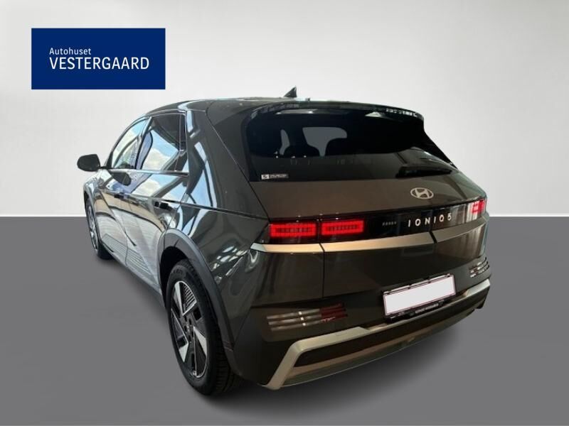 Hyundai Ioniq 5 Electric 84 kWh Core Plus 229HK 5d Aut. - Image 3