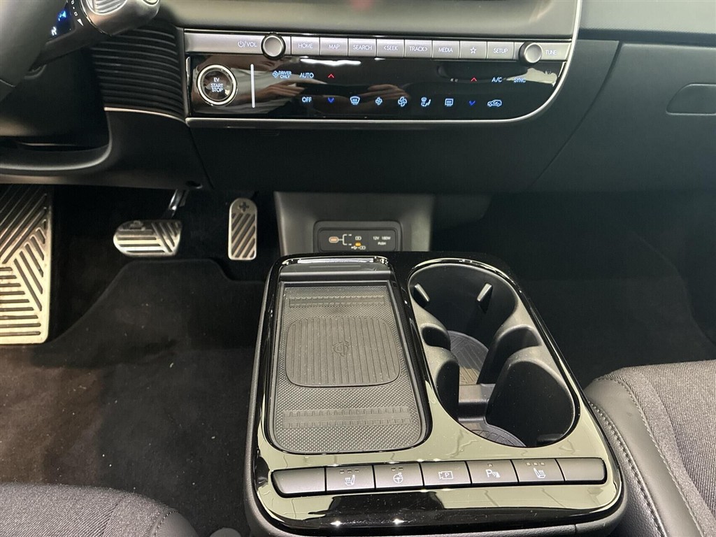 Hyundai Ioniq 5 Electric 84 kWh Advanced 229HK 5d Aut. - Image 8