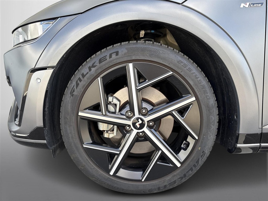 Hyundai Ioniq 5 Electric 84 kWh N-line+ 229HK 5d Aut. - Image 8