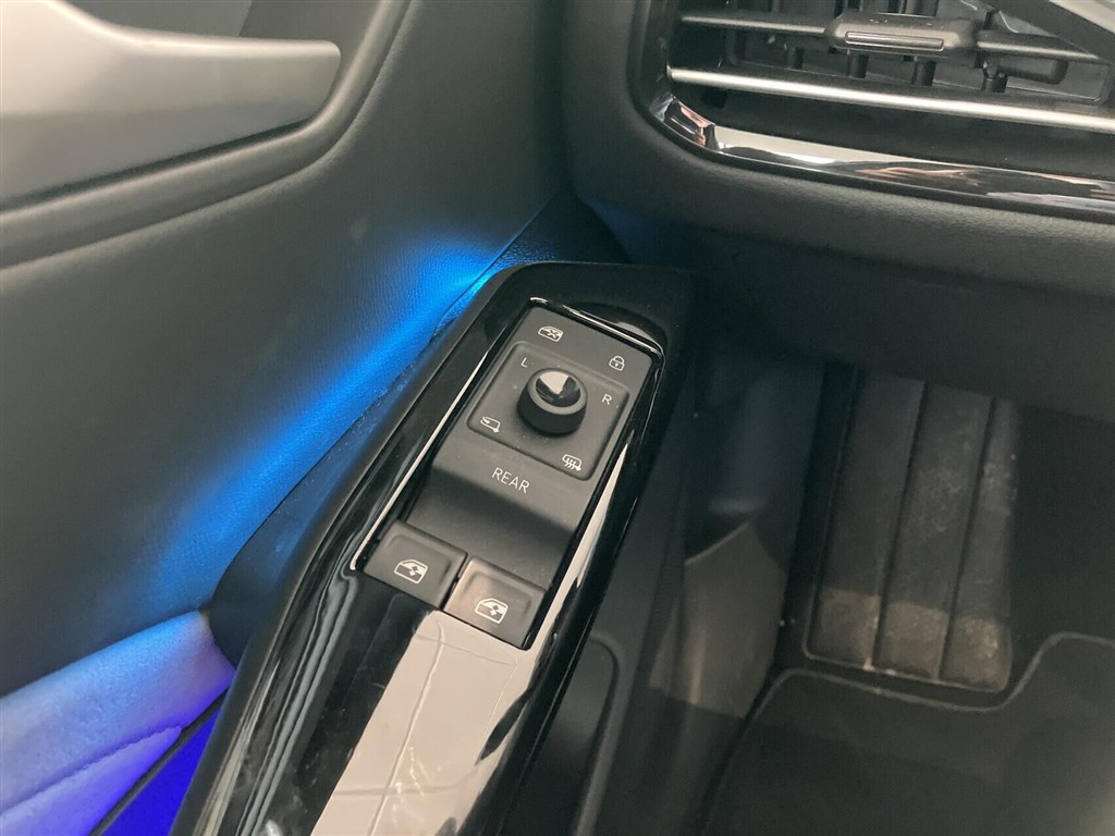 VW ID.3 EL Pro 204HK 5d Aut. - Image 11