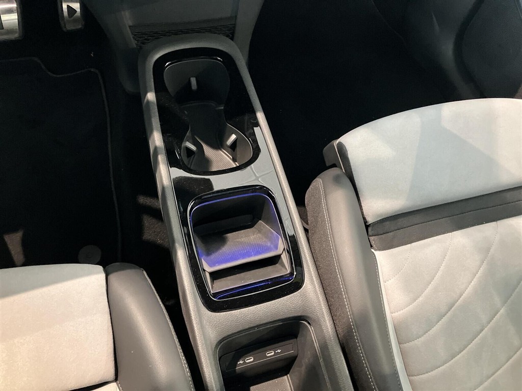 VW ID.3 EL Pro 204HK 5d Aut. - Image 16