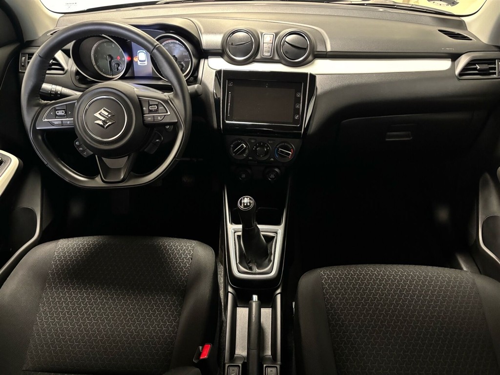 Suzuki Swift 1,2 Dualjet Mild hybrid Action AEB 83HK 5d - Image 6