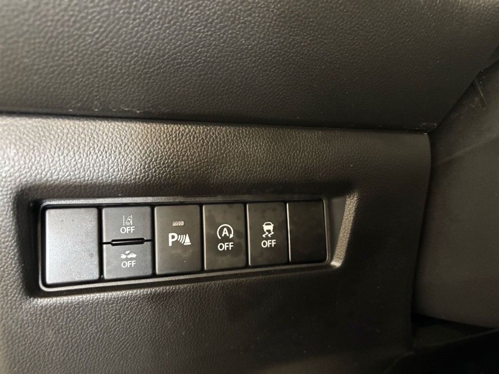 Suzuki Swift 1,2 Dualjet Mild hybrid Action AEB 83HK 5d - Image 9
