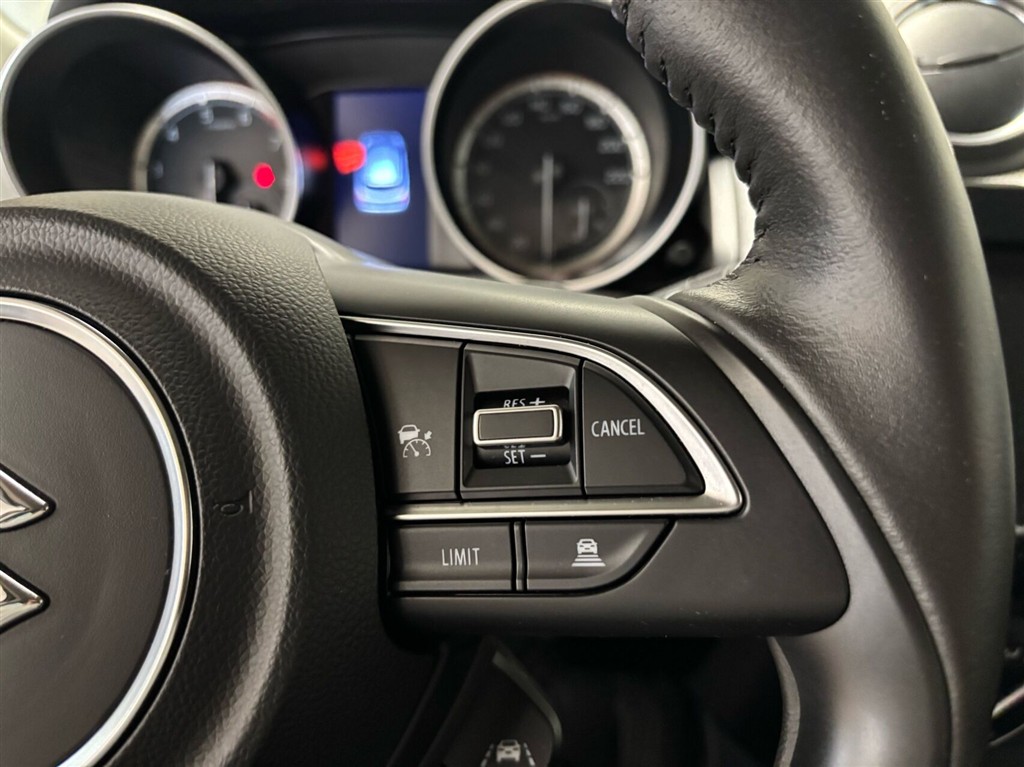 Suzuki Swift 1,2 Dualjet Mild hybrid Action AEB 83HK 5d - Image 12