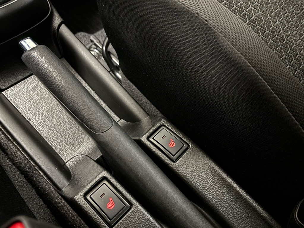 Suzuki Swift 1,2 Dualjet Mild hybrid Action AEB 83HK 5d - Image 19