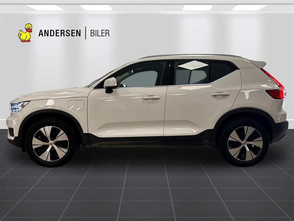 Volvo XC40 1,5 T4 Recharge Plugin-hybrid Inscription Expression 211HK 5d 7g Aut. - Image 2
