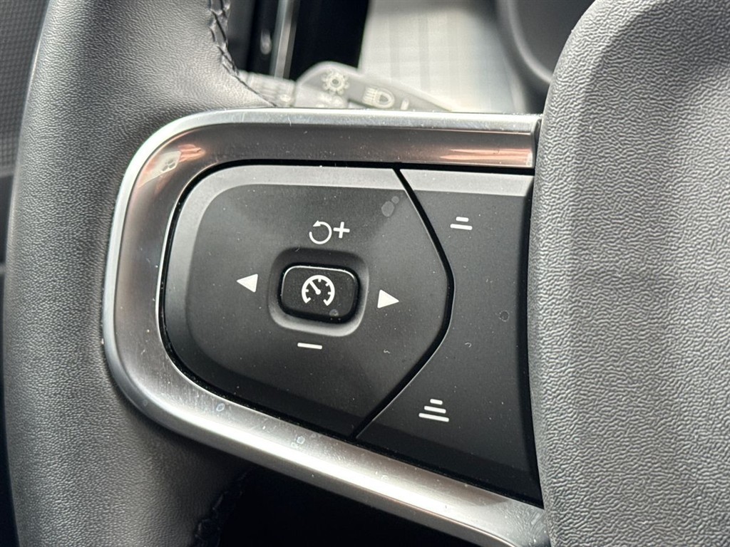 Volvo XC40 1,5 T4 Recharge Plugin-hybrid Inscription Expression 211HK 5d 7g Aut. - Image 16