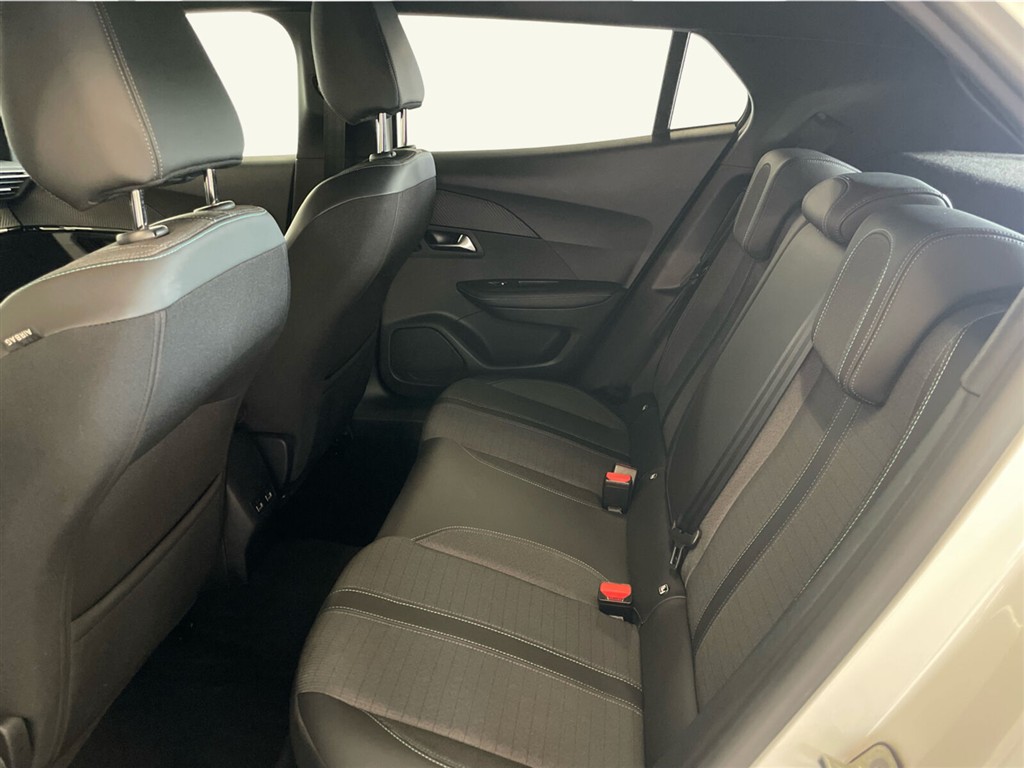 Peugeot e-2008 EL Allure Pack 136HK 5d Aut. - Image 14