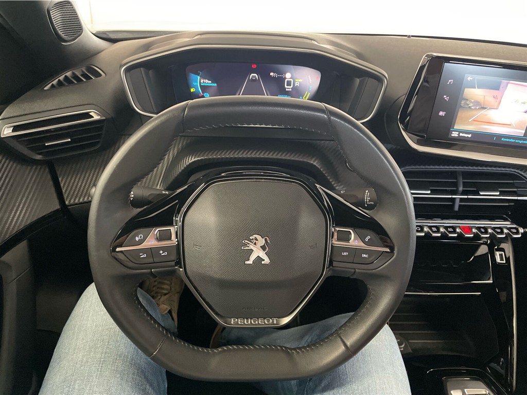Peugeot e-2008 EL Allure Pack 136HK 5d Aut. - Image 24