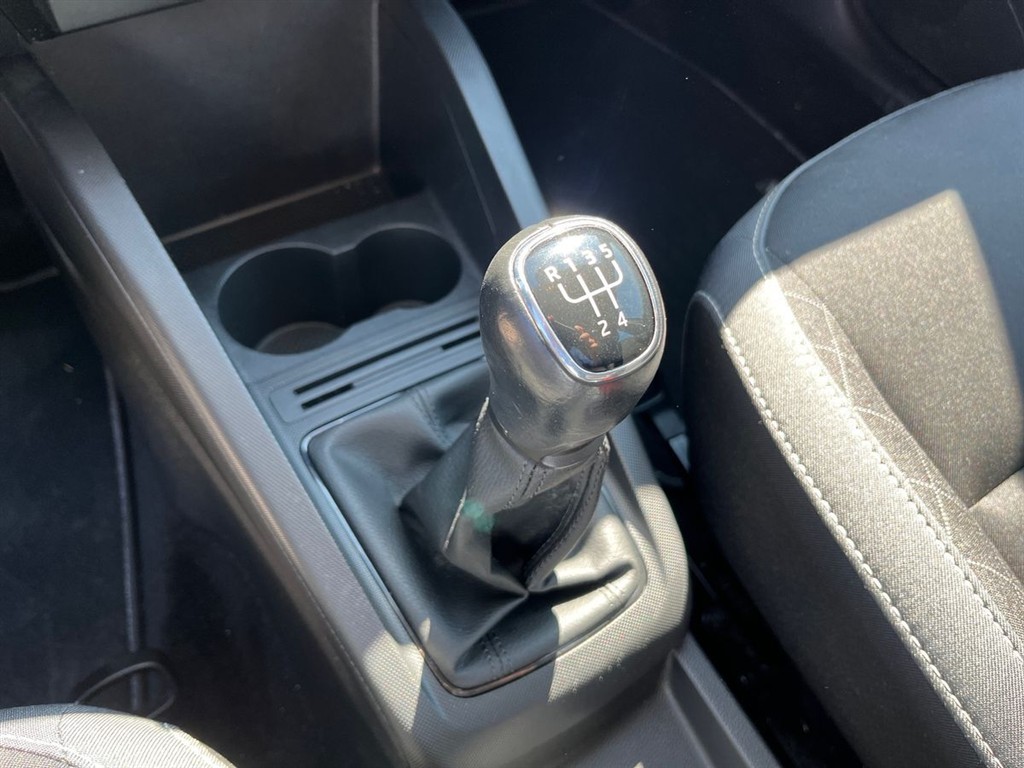 Skoda Fabia Combi 1,0 TSI Ambition 95HK Stc - Image 19