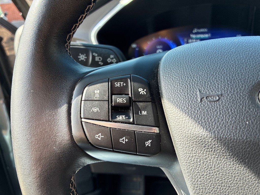 Ford Kuga 2,5 Plugin-hybrid Vignale CVT 225HK 5d Trinl. Gear - Image 20