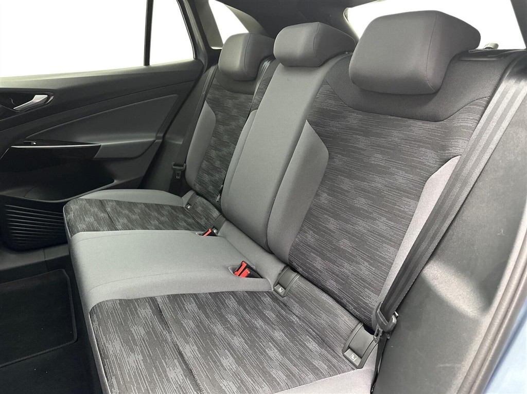 VW ID.4 EL Pro Performance 204HK 5d Aut. - Image 13