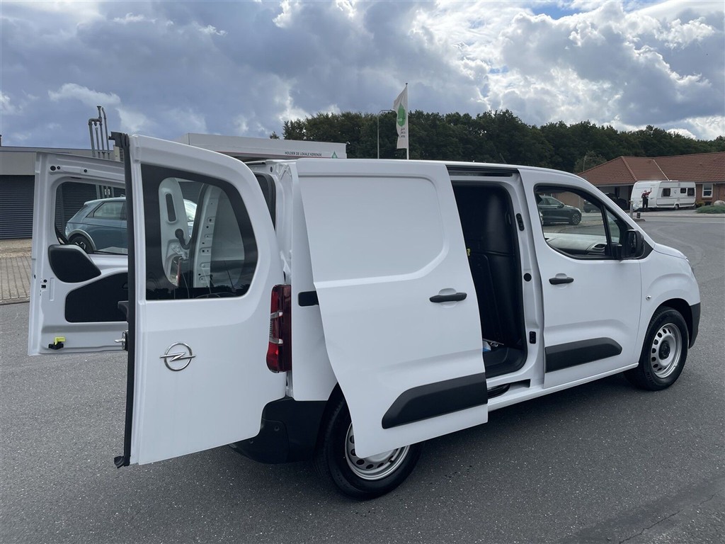 Opel Combo-e L1 EL 136HK Van Aut. - Image 6