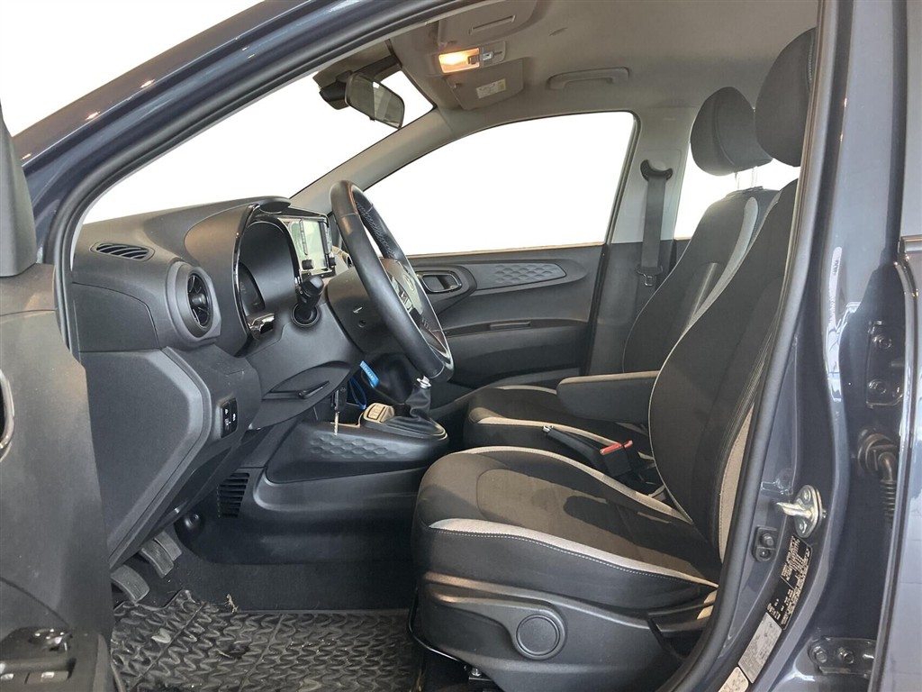 Hyundai i10 1,0 Advanced 67HK 5d - Image 4